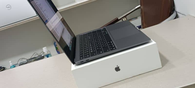 Apple Macbook Air M1 2020 13" 8