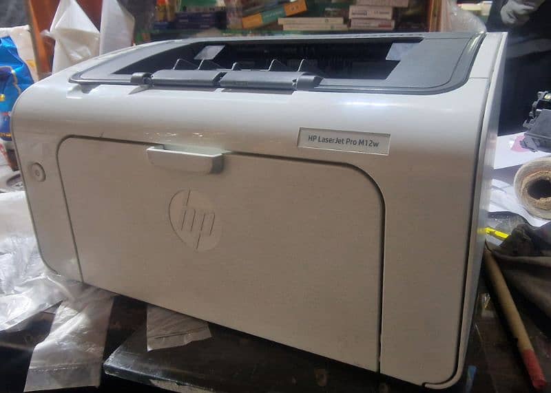 Hp laserjet pro m12w Printer 0