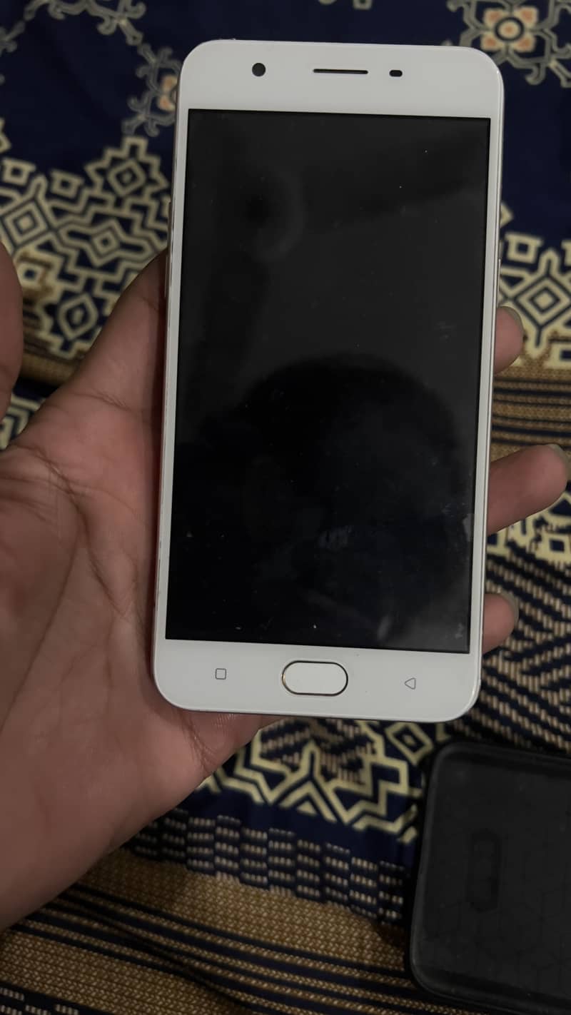 OPPO A57 1