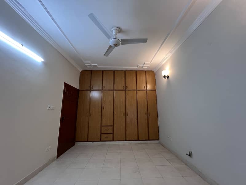 7 Marla 30x60 Double Story House For Sale In G-13 Islamabad 9