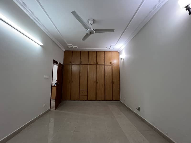 7 Marla 30x60 Double Story House For Sale In G-13 Islamabad 24