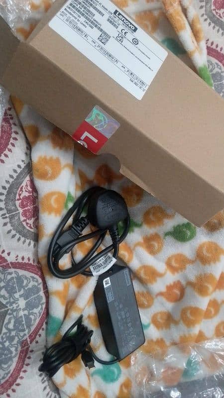 Lenovo Brand New Charger 1