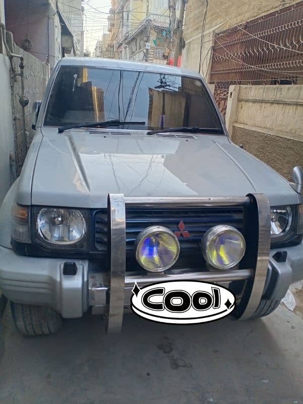 Mitsubishi Pajero 1992 4