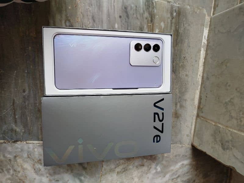 Vivo v27e 8GB 256GB . 03016151836. my number 0