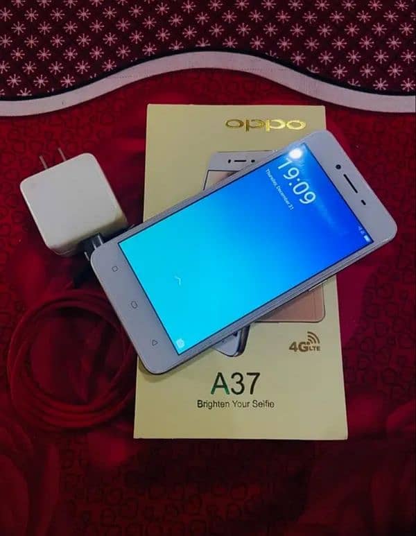 Oppo A37 3/32 0