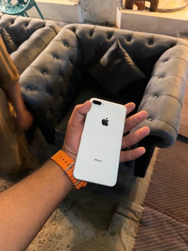 IPhone8plus Jv 64gb 2