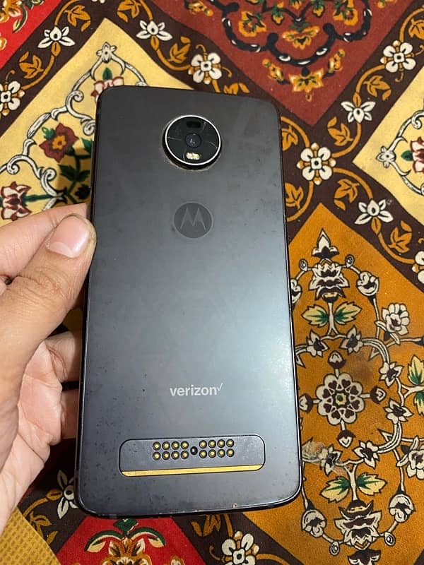 Motorola Z4 force 3