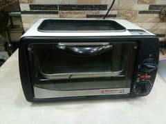 westpoint oven WF-1000D - Toaster Oven - Black and white - 800 Watts