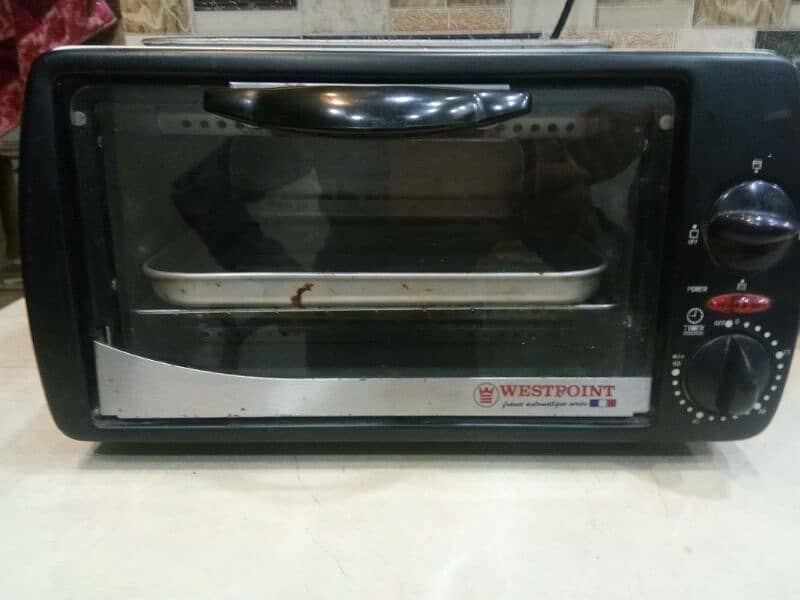 westpoint oven WF-1000D - Toaster Oven - Black and white - 800 Watts 1