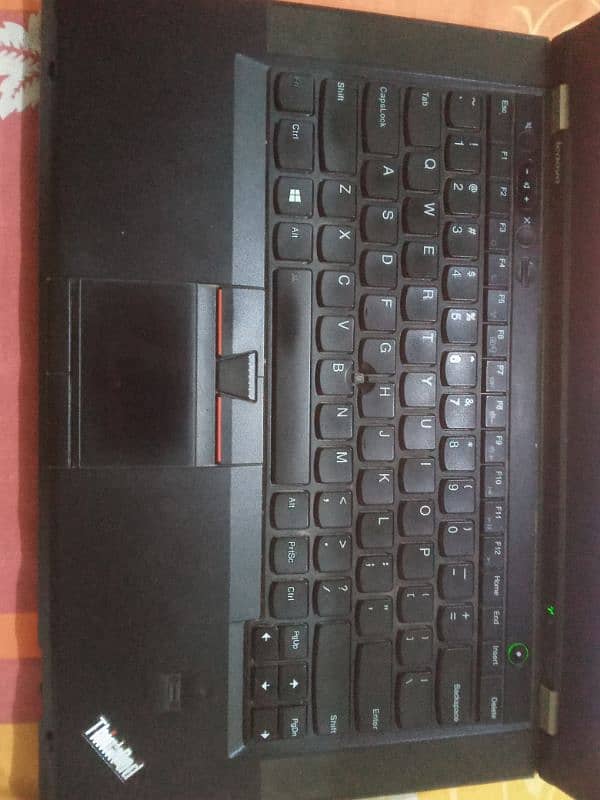 Lenovo Thinkpad T430s laptop 2