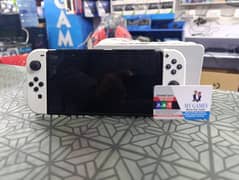 NINTENDO SWITCH OLED IN MINT CONDITION AT MY GAMES