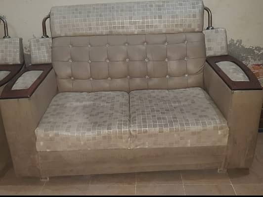 6 Seater Sofas For Sale In Good Condition 0