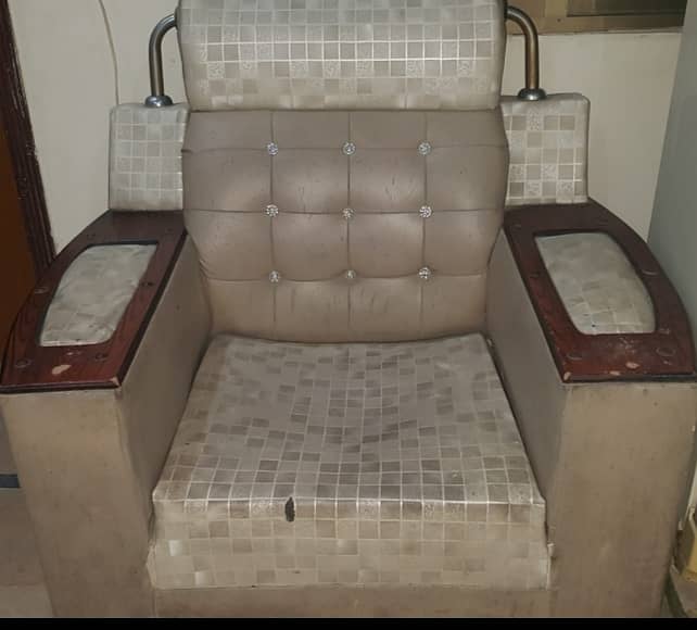 6 Seater Sofas For Sale In Good Condition 1