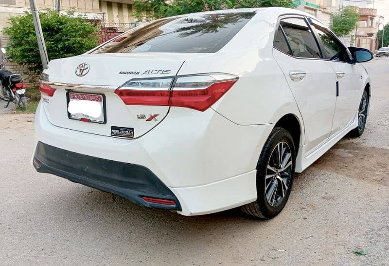 Toyota Corolla 2021 4