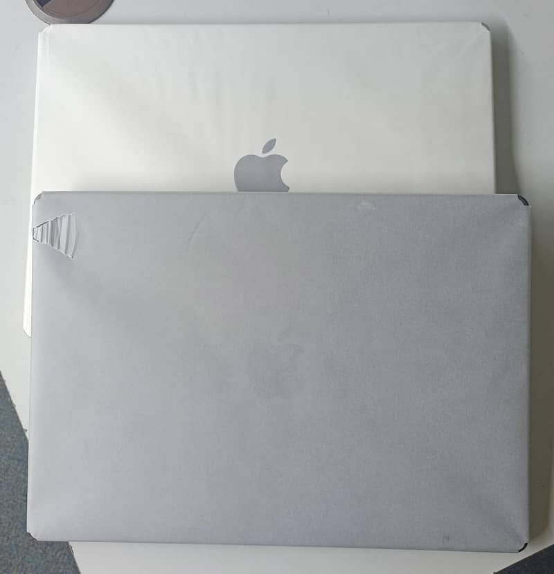 New MacBook Pro 14" M4 Ram 16 SSD 512 Non Active 1 Year Apple Warrant 0