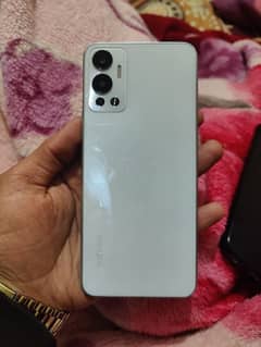 Infinix hot 12