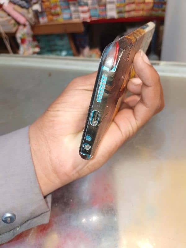 infinix hot 12 4