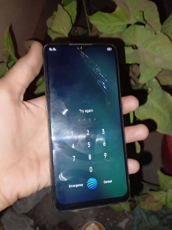 Vivo S1 mobile phone 8