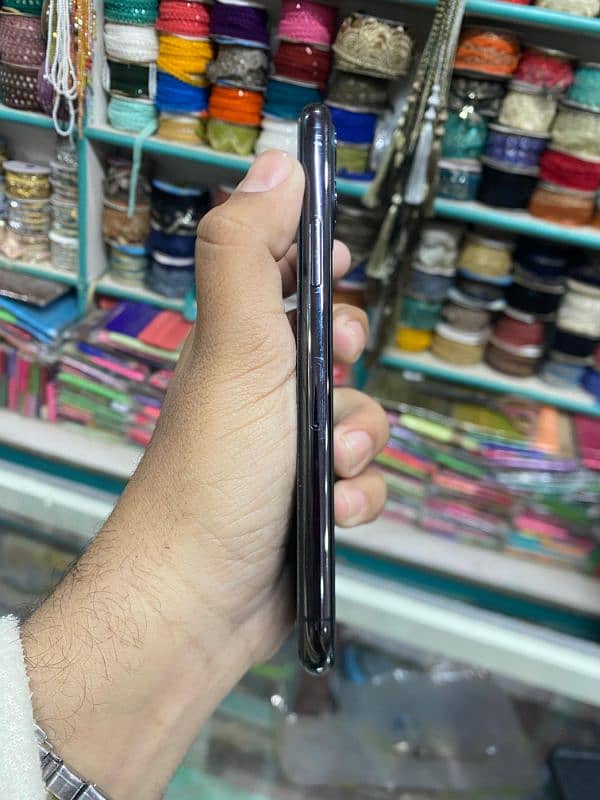 iPhone 11 Pro 256Gb 2