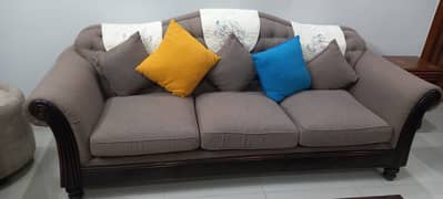 5 Seater Comfotable Sofa Set for Sale