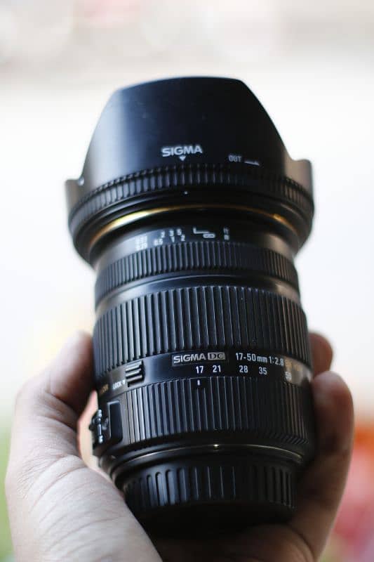 SIGMA 17-50mm 1 : 2.8 for Canon 5