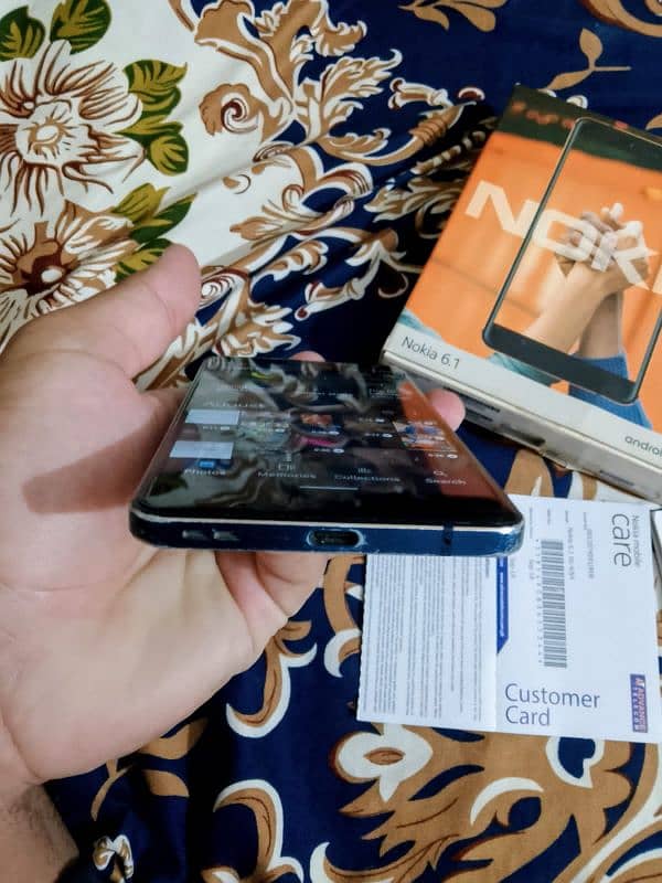 Nokia 6.1 plus 4/64 4