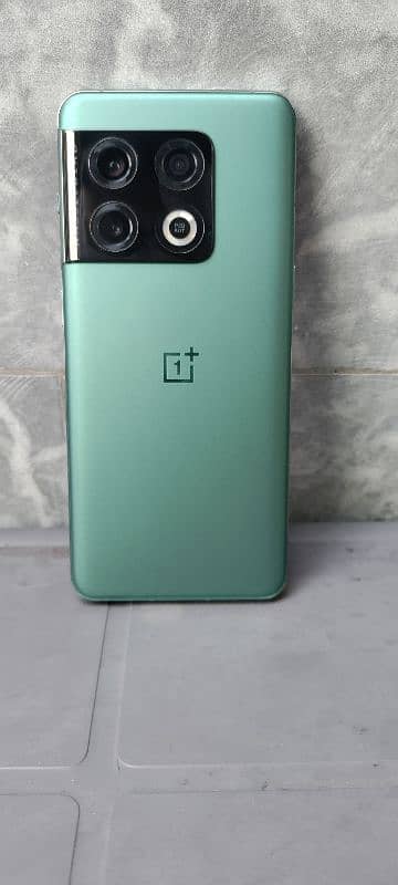 One Plus 10 PRO 3