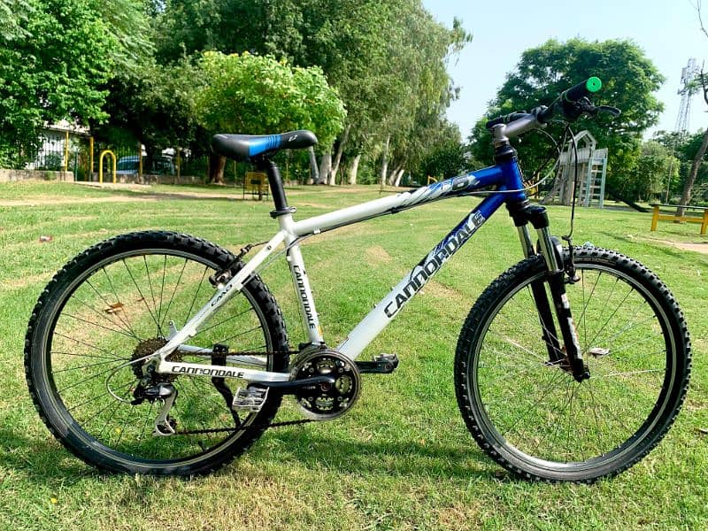 Cannondale F6 USA Mountain Bicycle 0