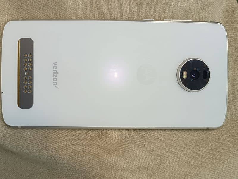 moto Z4 non PTA 0