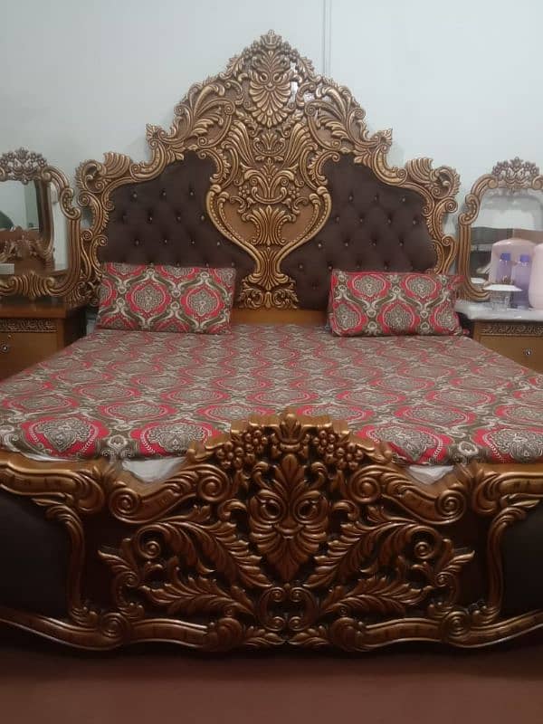 King size bed with side tables almirah l divider and dressing table 0