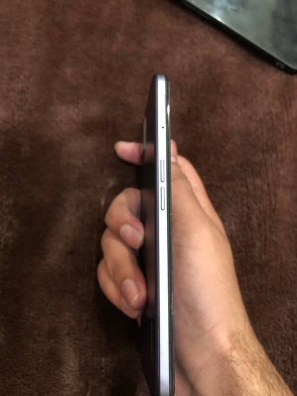 Oppo F17 Condition 10/10 3