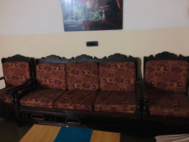 2 different sofa sets 7