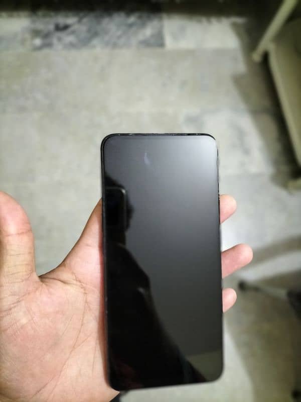 Oppo F11 Pro (128) 1