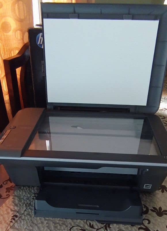 HP All-in-One Colored Printer,  Photocopies and Scanner 4