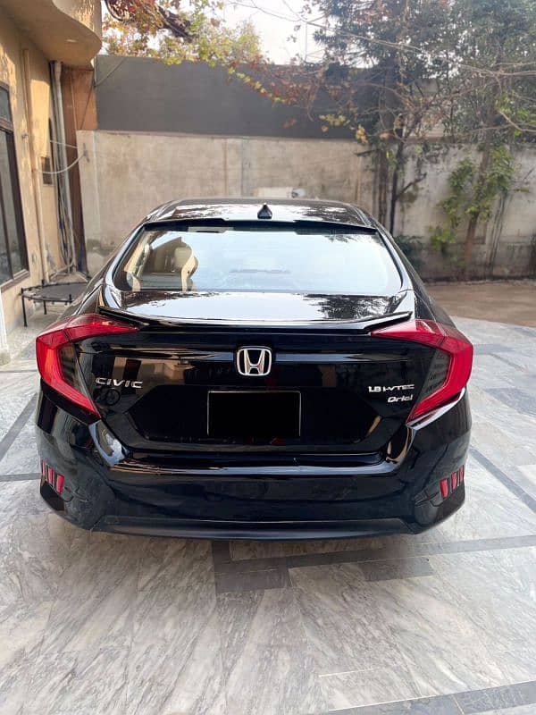 Honda Civic VTi Oriel 2017 1