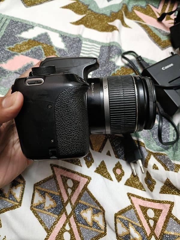 Canon EOS 1200 D 5