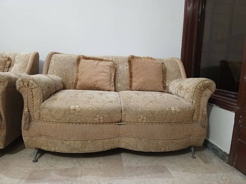 7 seater sofa set with center table 2