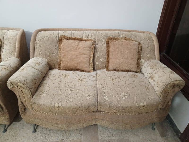 7 seater sofa set with center table 3