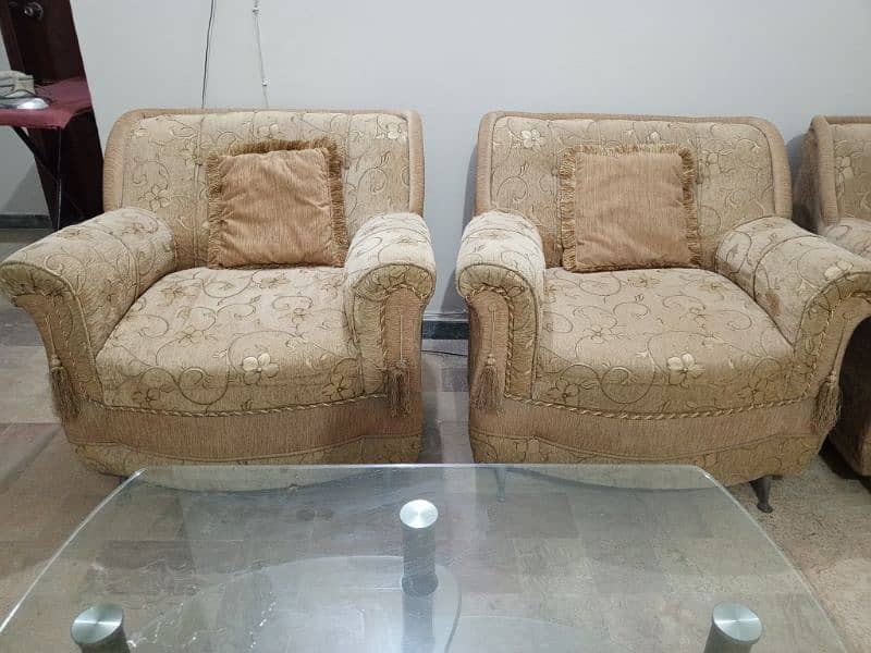 7 seater sofa set with center table 4