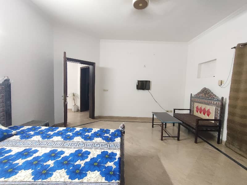 Furnished Room Available For Bachelor Job Holder & Student 2