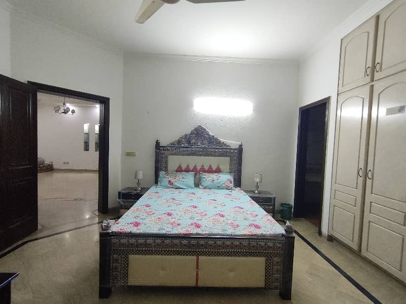 Furnished Room Available For Bachelor Job Holder & Student 8