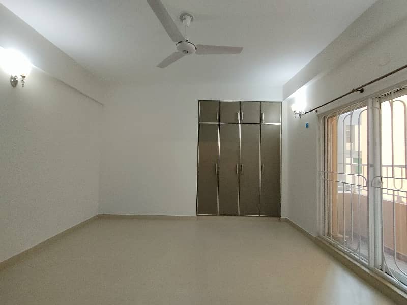 Brand New Luxury Flat Available For Sale In Askari-01 Lahore Cantt 27