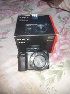 SONY a6400 WITH KIT LENS AND BAG + MEMORY CARD