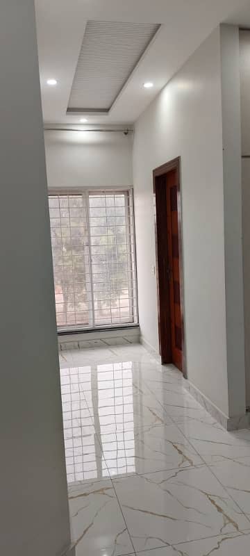 10 Marla Upper Portion For Rent In Bahria Town Lahore 4