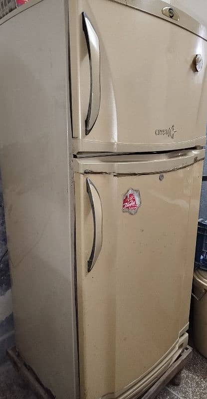 Fridge for sale used 0