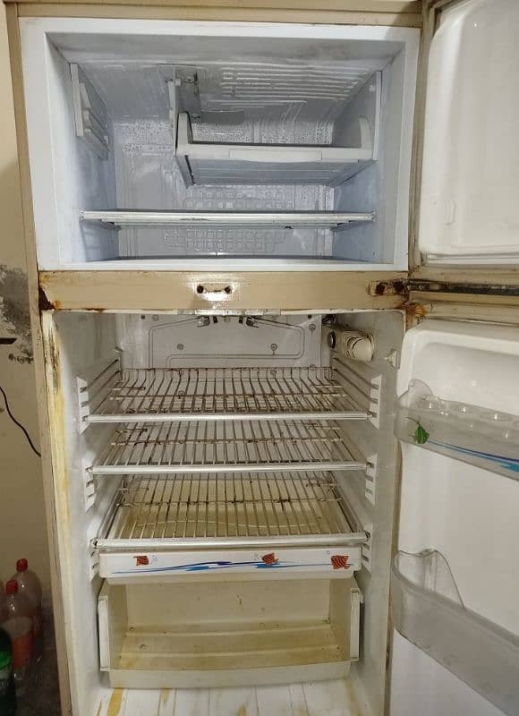 Fridge for sale used 3