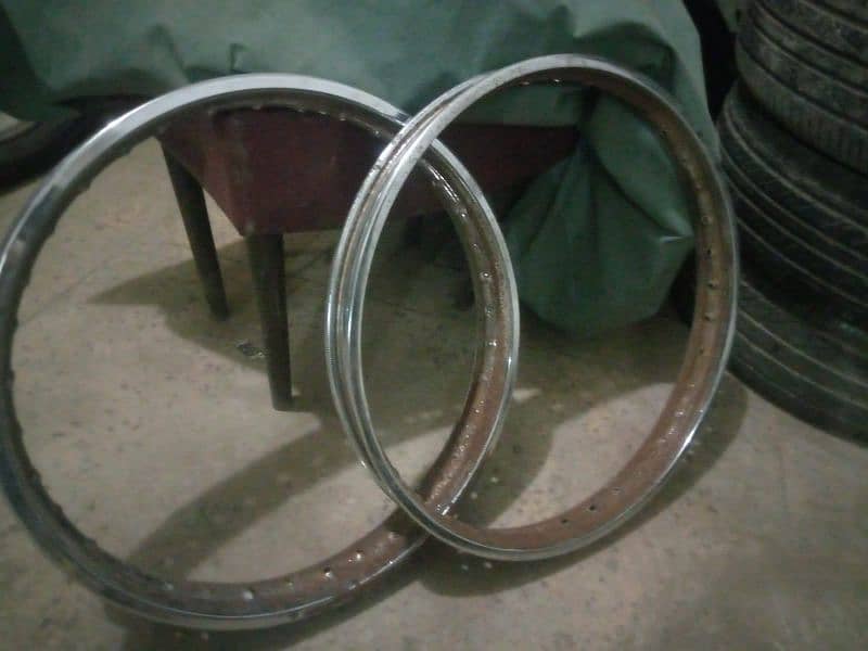 Origional HONDA 125 Rims 2