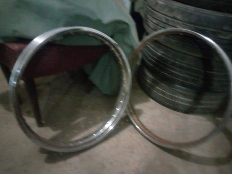 Origional HONDA 125 Rims 3