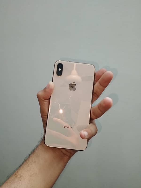 iPhone XS Max 0