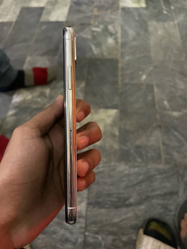 I phone x non pta 10/10 condition read description 5